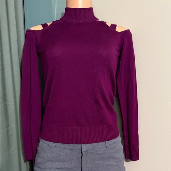 Crave Fame Off-the-Shoulder Purple Sweater - Thumbnail 4
