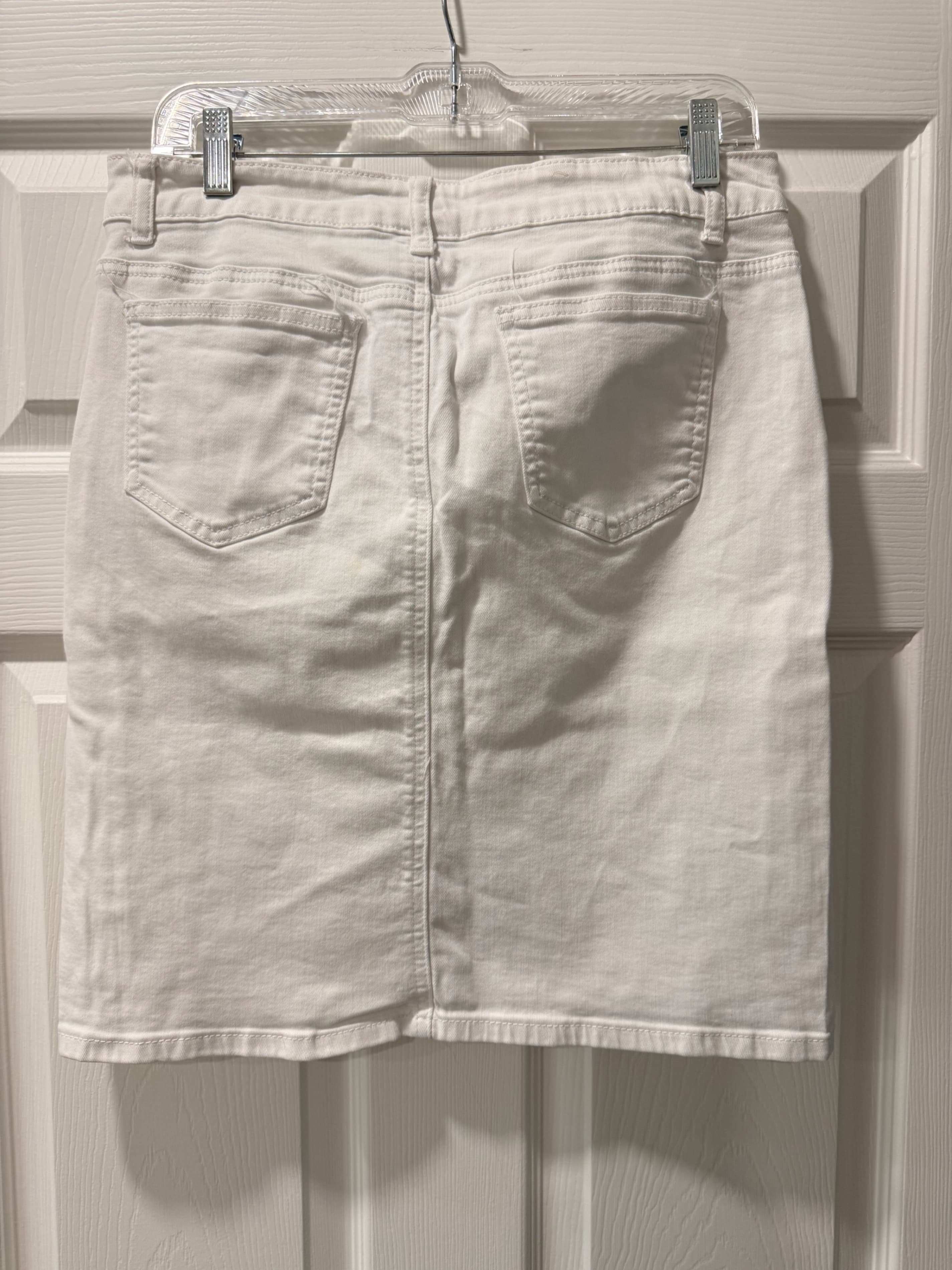 White Denim Mini Skirt with Front Zip Closure - Thumbnail 4
