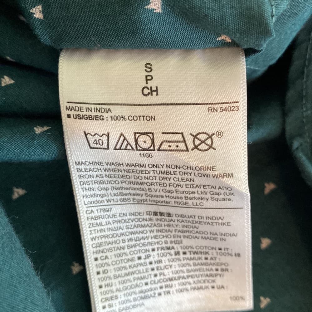 Banana Republic women’s button down shirt - Thumbnail 3