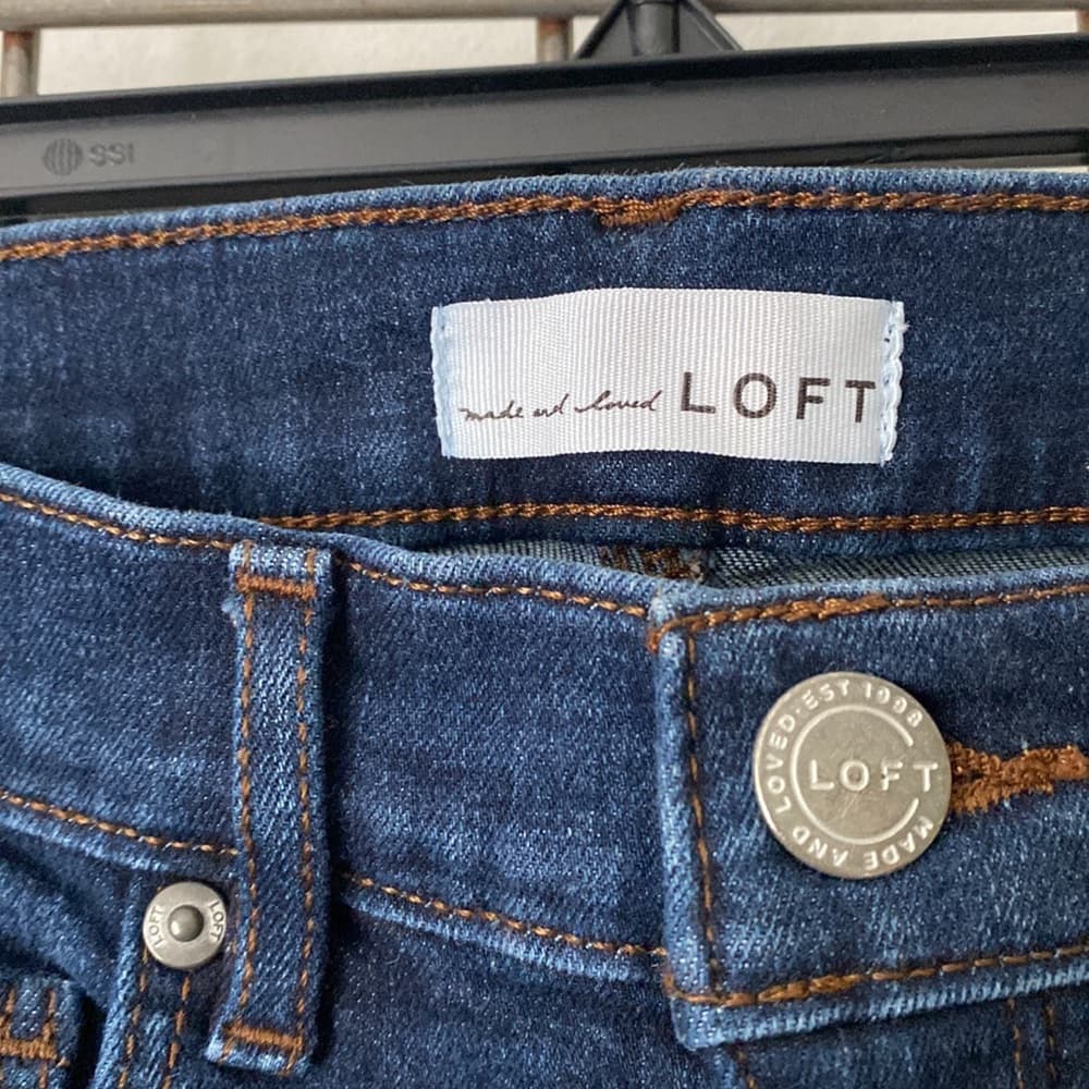 The Loft jeans with button accents on ankle - Thumbnail 3