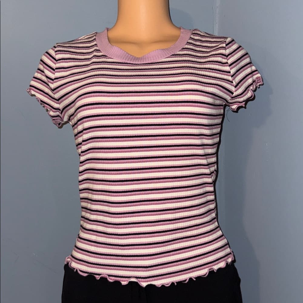 Trendy Striped Ruffle-Trim Tee, Size Medium - Thumbnail 6