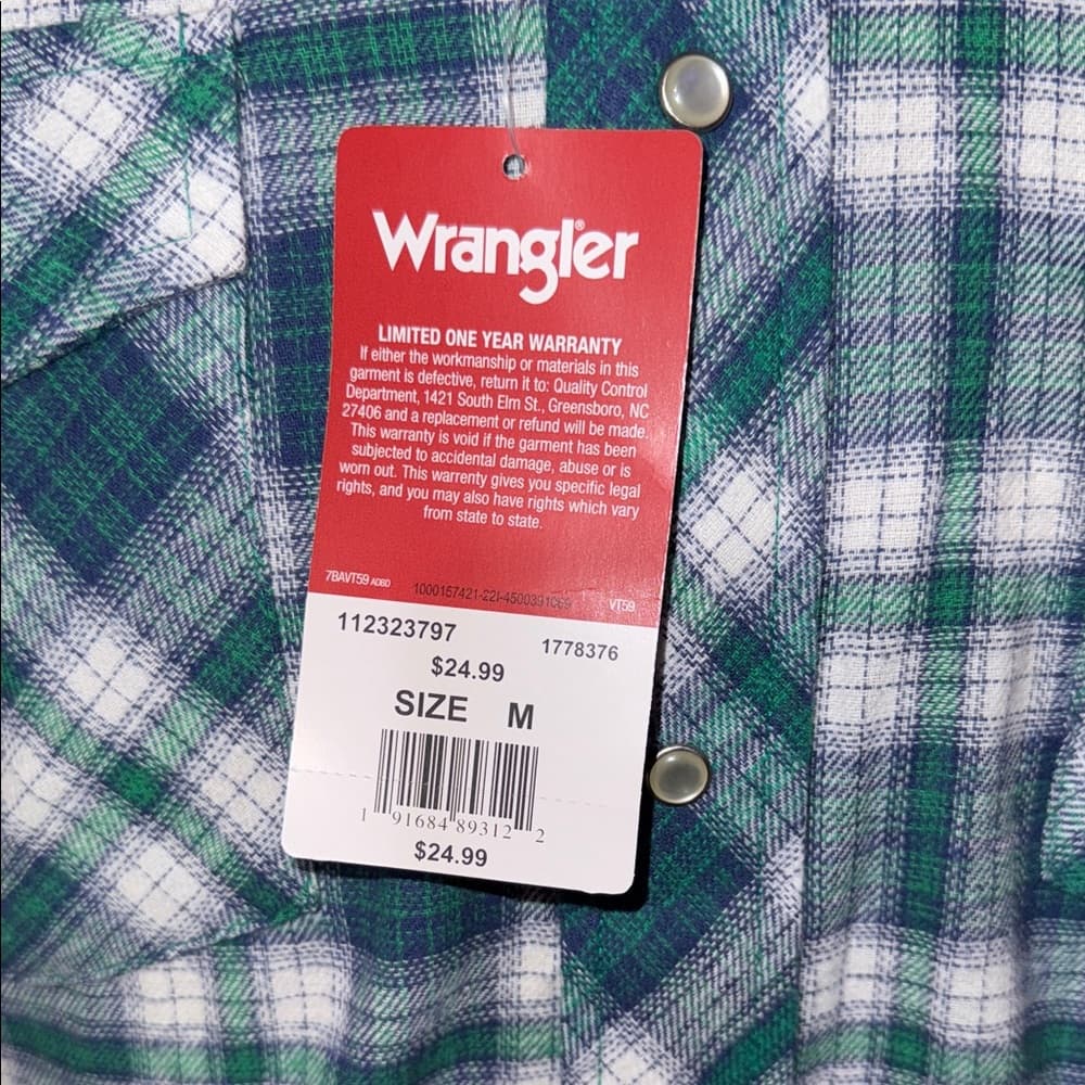 Wrangler Men's Green and Blue Plaid Button Down Shirt - Thumbnail 2