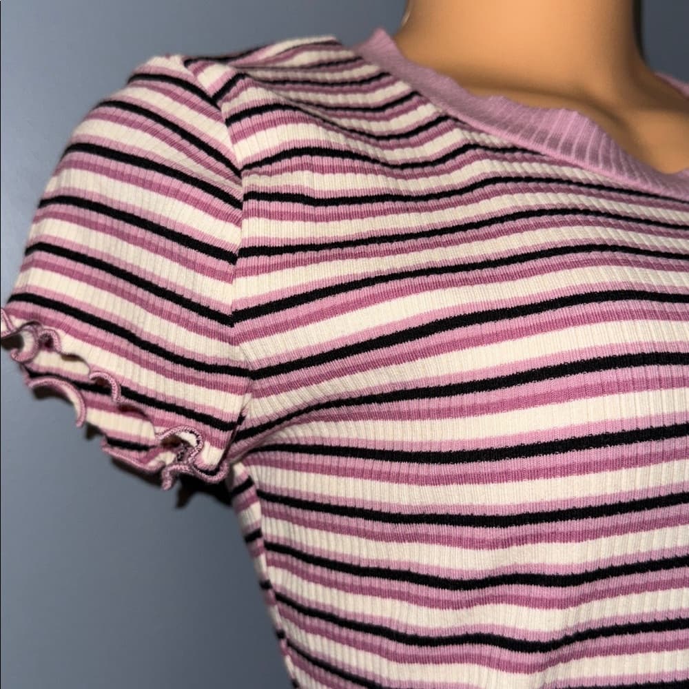 Trendy Striped Ruffle-Trim Tee, Size Medium - Thumbnail 2