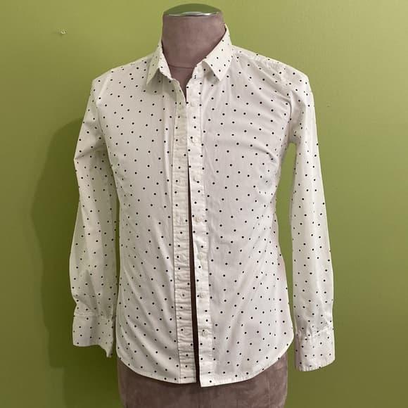 Women’s long sleeve polka dot button down shirt - Thumbnail 3