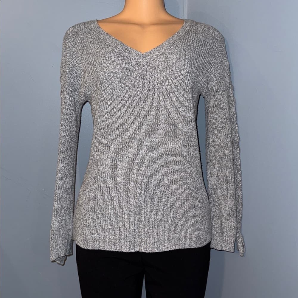 American Eagle Gray V-Neck Sweater - Size XS - Thumbnail 6