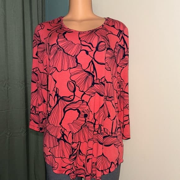 JM Collection Coral and Black Floral Blouse - Thumbnail 4