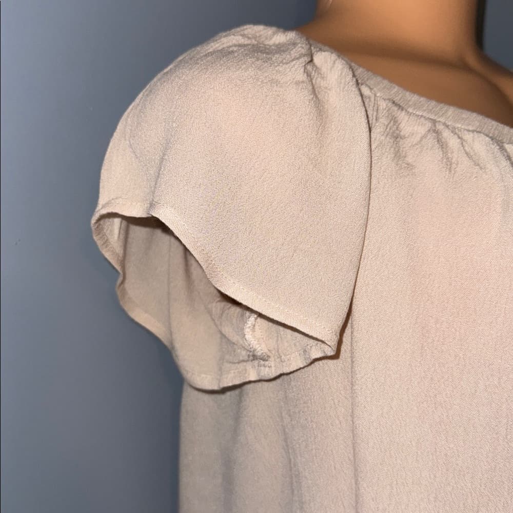 Forever 21 Button-Down Flutter Sleeve Top - Size Medium - Thumbnail 3