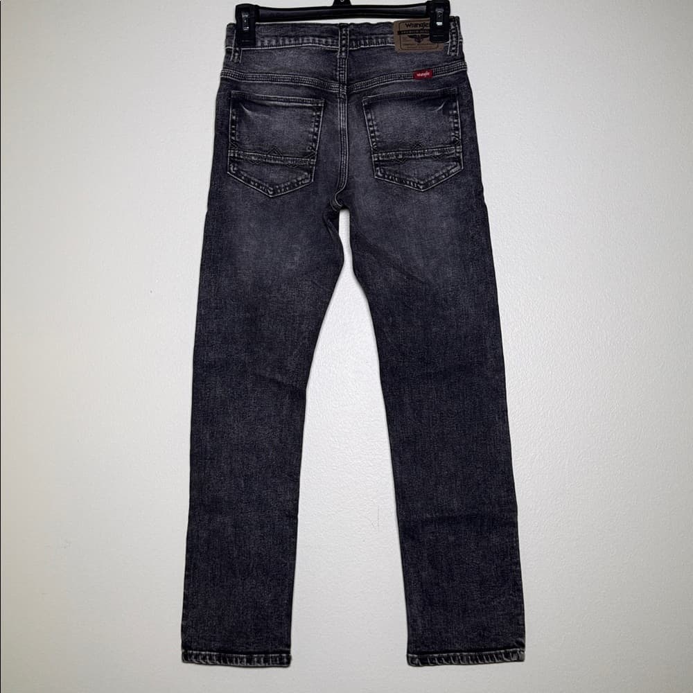 Wrangler slim fit jeans with adjustable band - Thumbnail 2