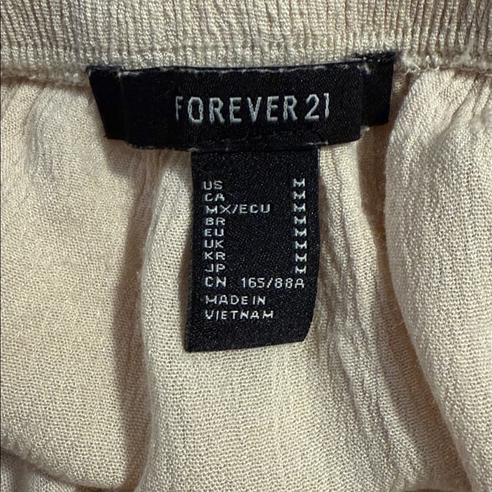 Forever 21 Button-Down Flutter Sleeve Top - Size Medium - Thumbnail 4