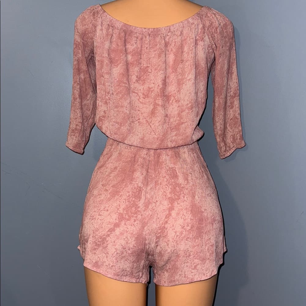 Blue Blush Mauve Romper - Size Large - Thumbnail 3
