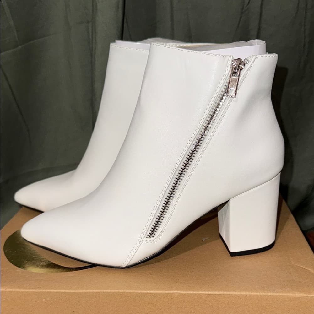 White Ankle Boots With Side Zipper - Thumbnail 7