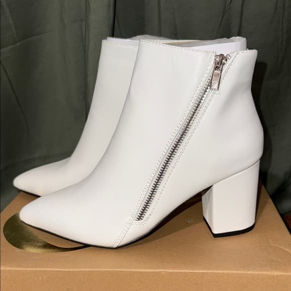 White Ankle Boots With Side Zipper - Thumbnail 8