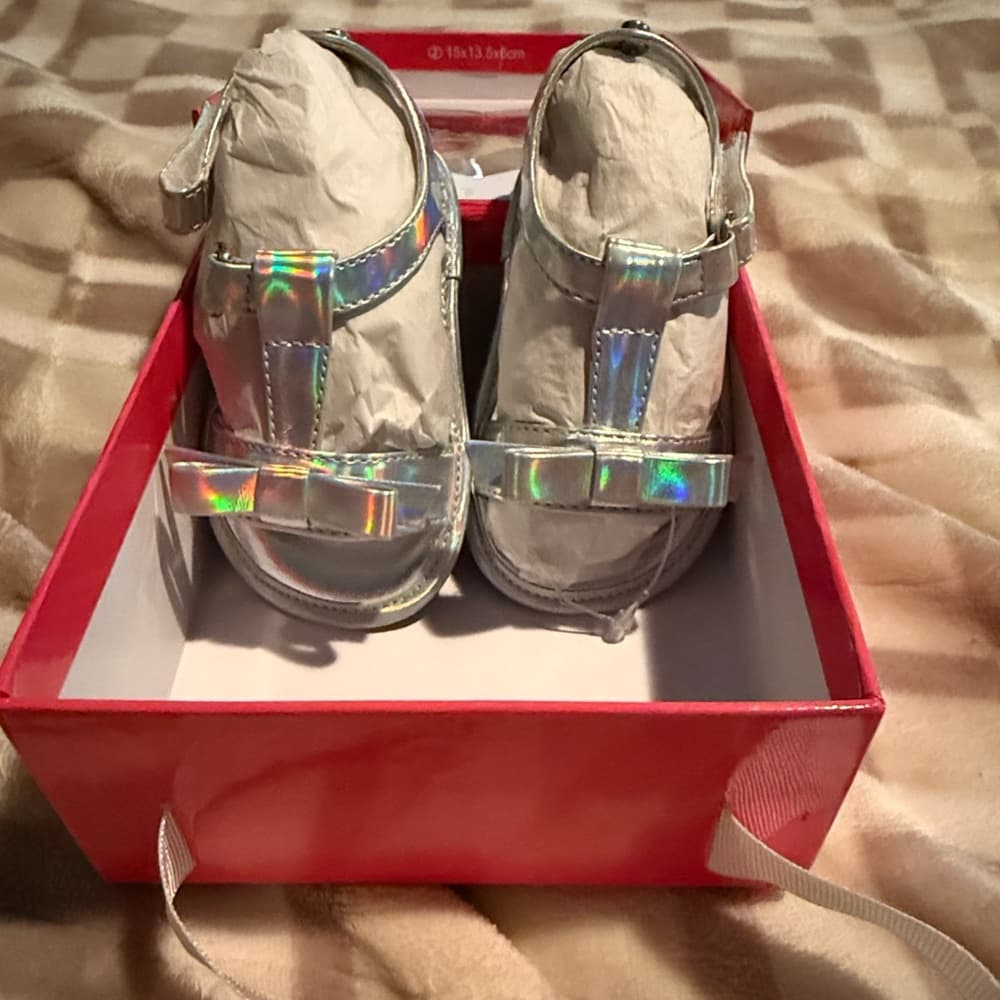 Stuart Weitzman Baby Shoes with Iridescent Accents - Thumbnail 3