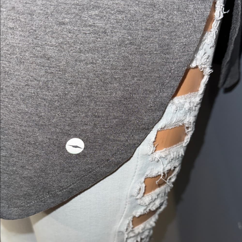 Avia Charcoal and Black Short Sleeve Tee - Thumbnail 3
