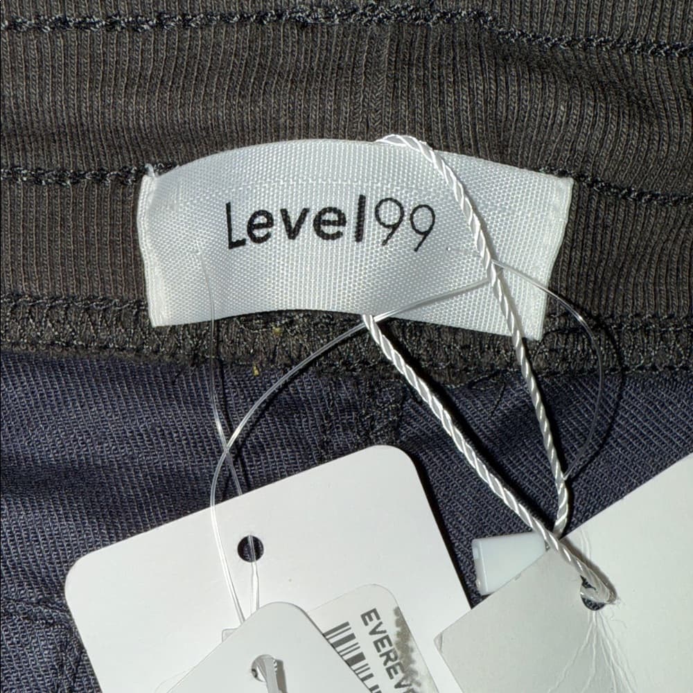 Level 99 Dark Camouflage Joggers - Size small - Thumbnail 11
