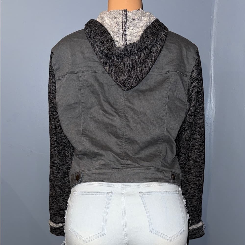 Tinseltown Gray and Black Utility Jacket - Size XL - Thumbnail 3