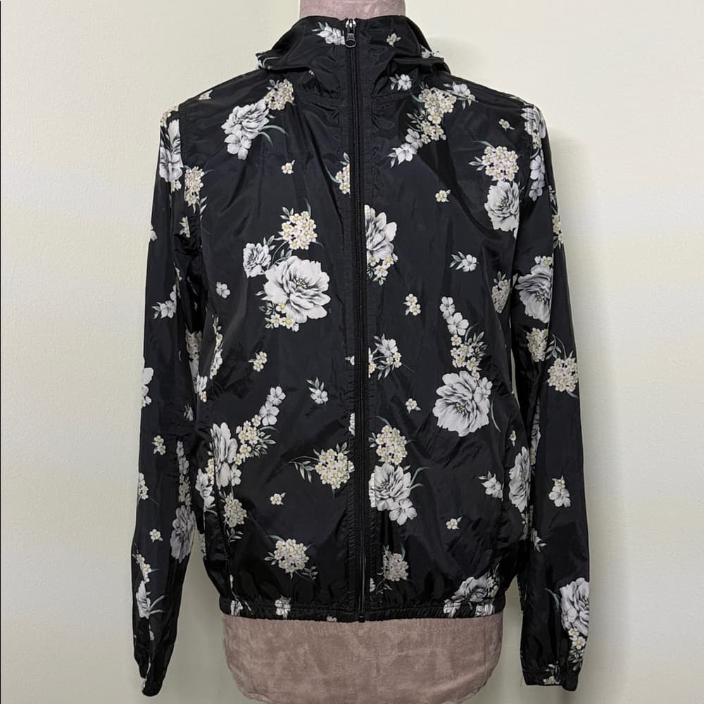 Black Floral Betsy Johnson Women's Windbreaker