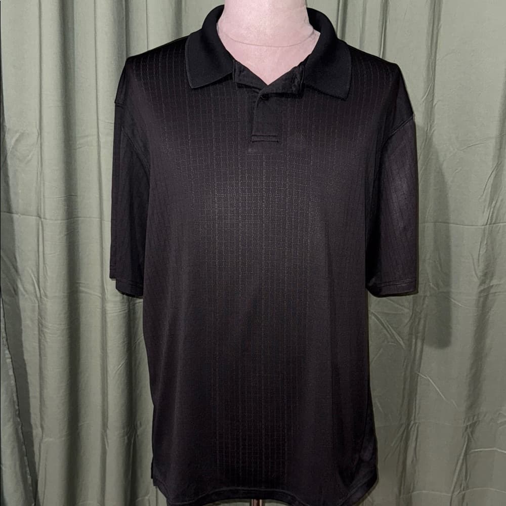Elegant Black Polo Shirt for Men - Thumbnail 3