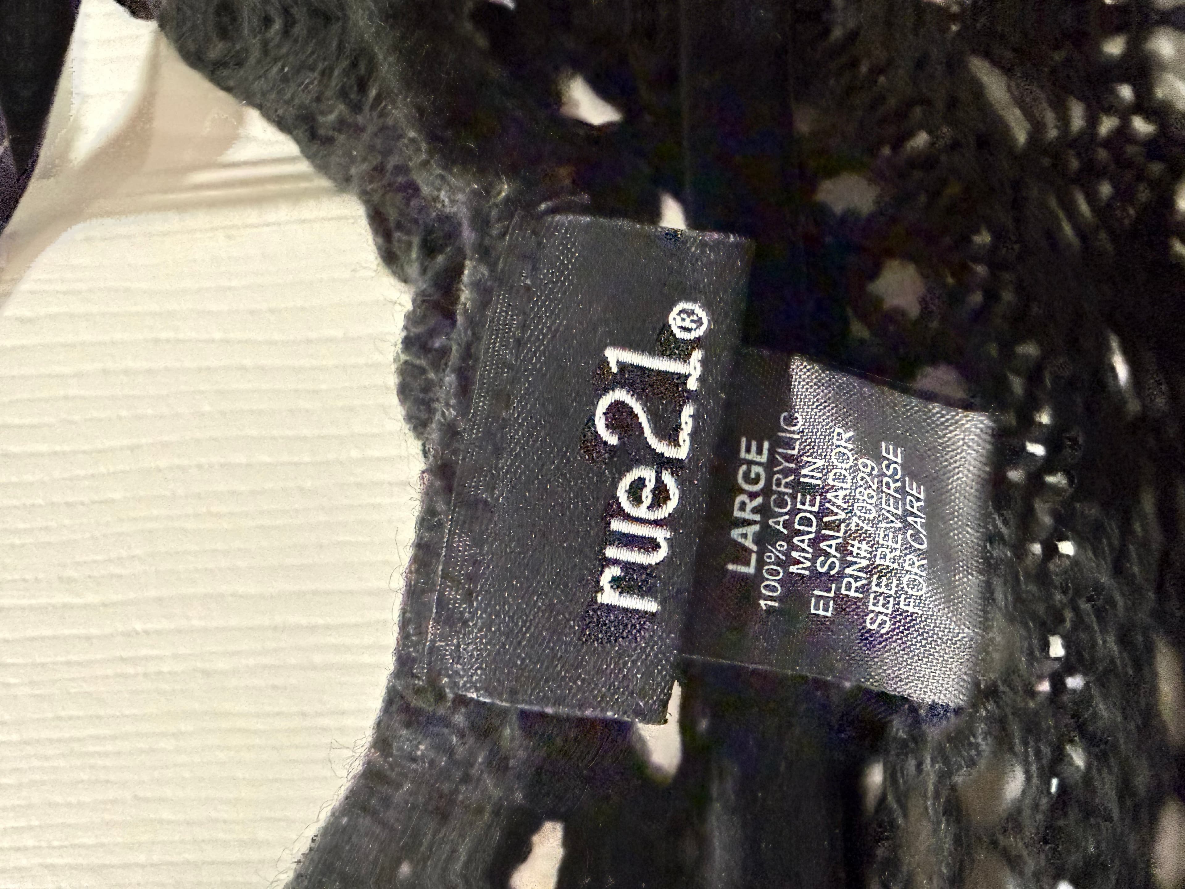 Rue21 Black Crochet Vest Large - Thumbnail 2