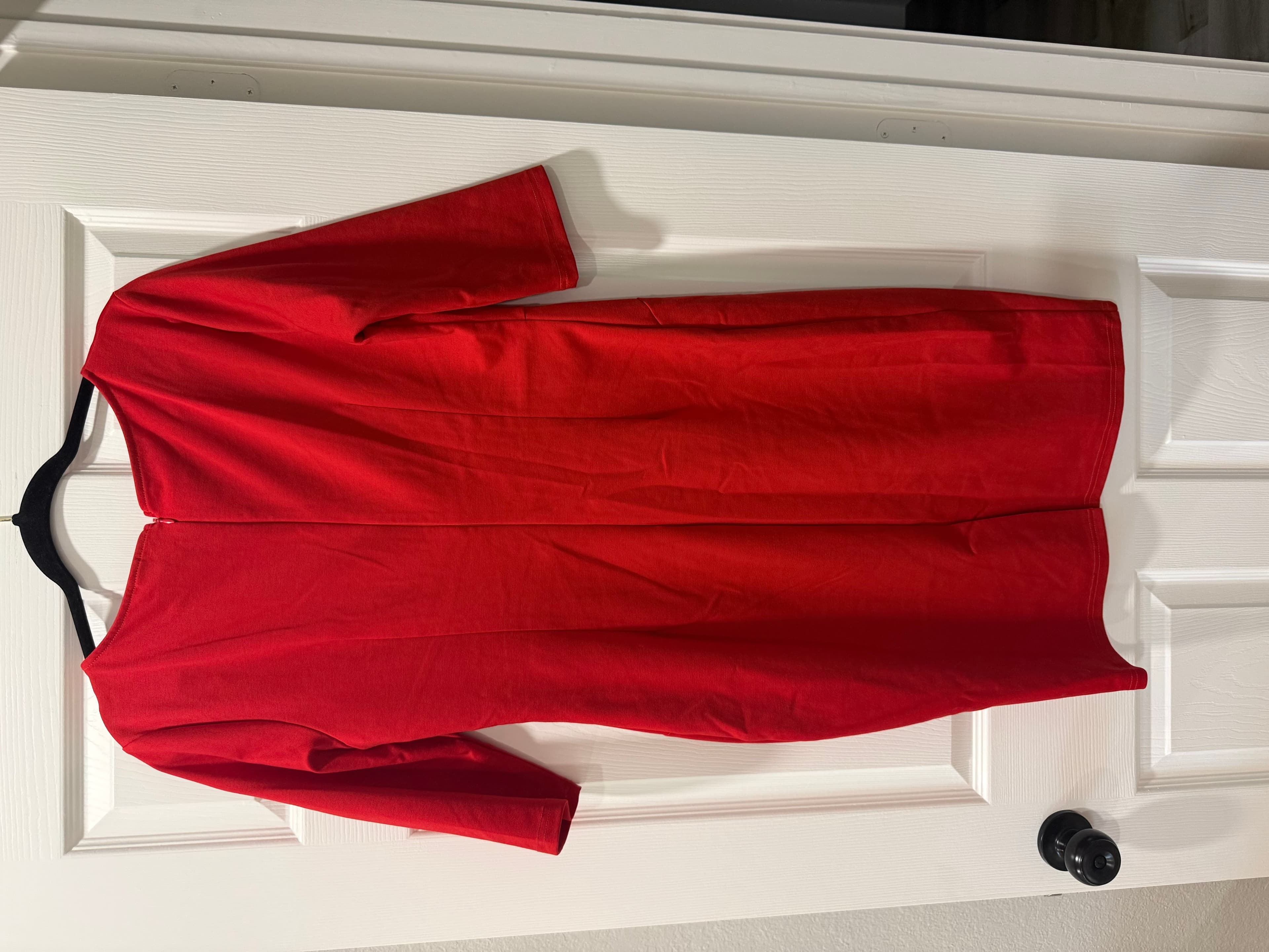Red Dress with 3/4 Sleeves - Thumbnail 2