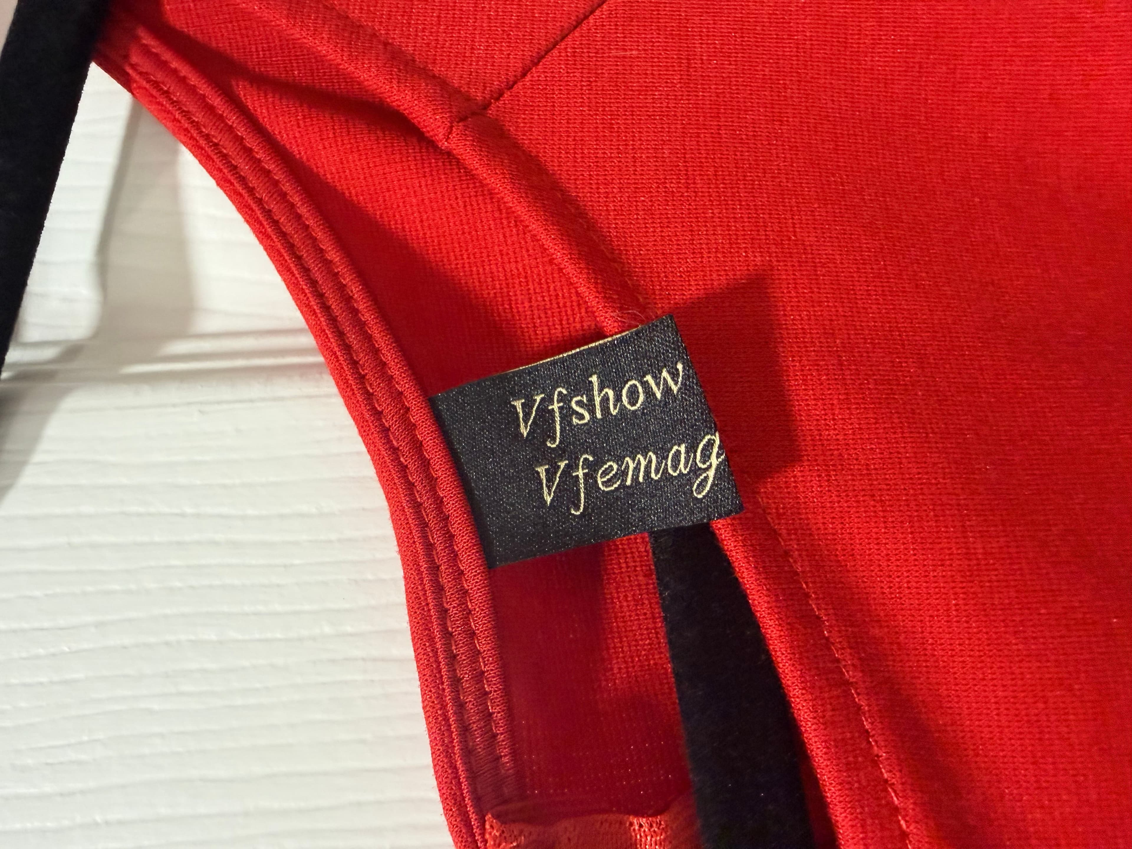 Red Dress with 3/4 Sleeves - Thumbnail 3
