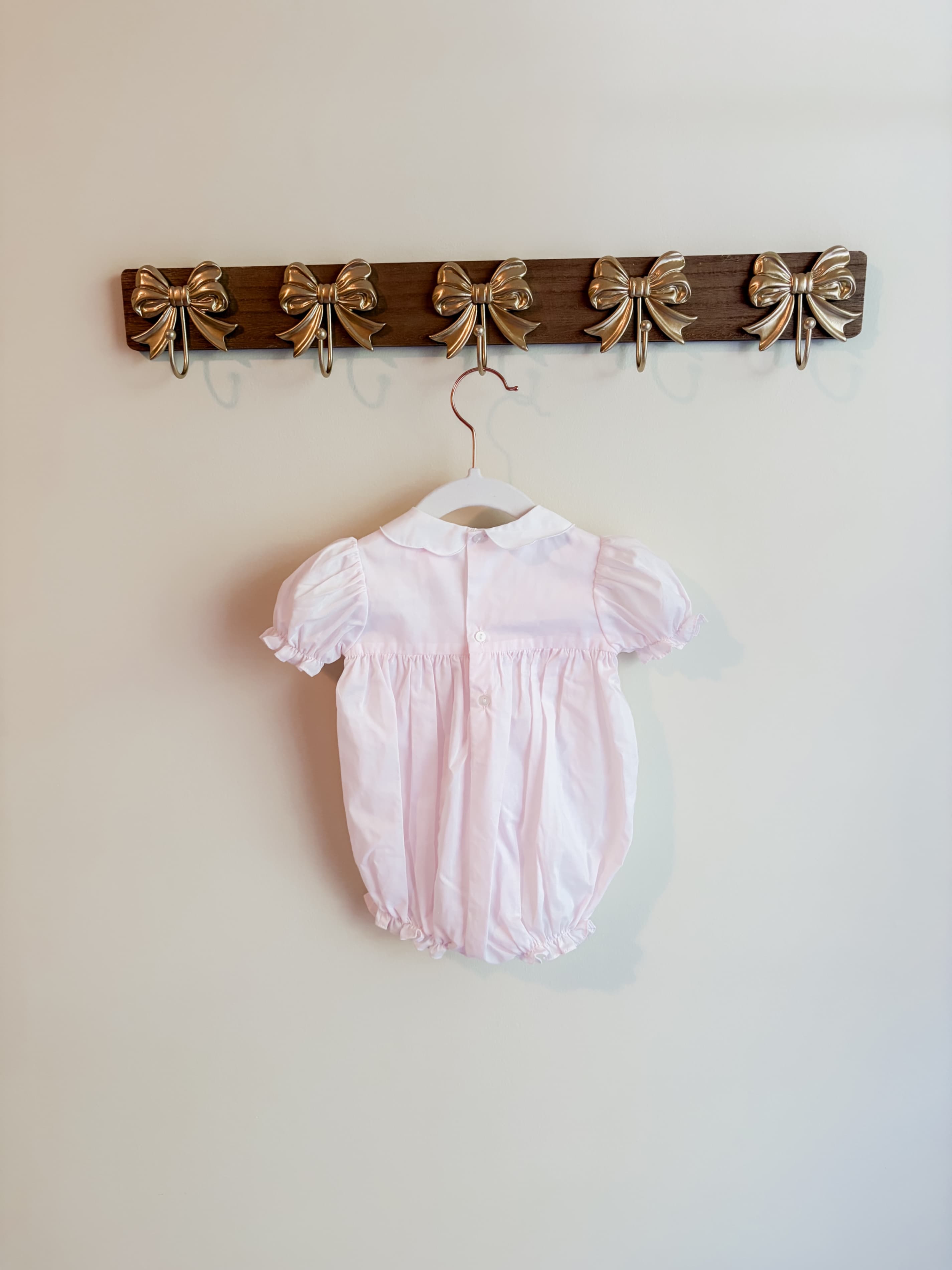 Petit Ami size 3 months Pink Smocked Romper with Puff Sleeves - Thumbnail 2