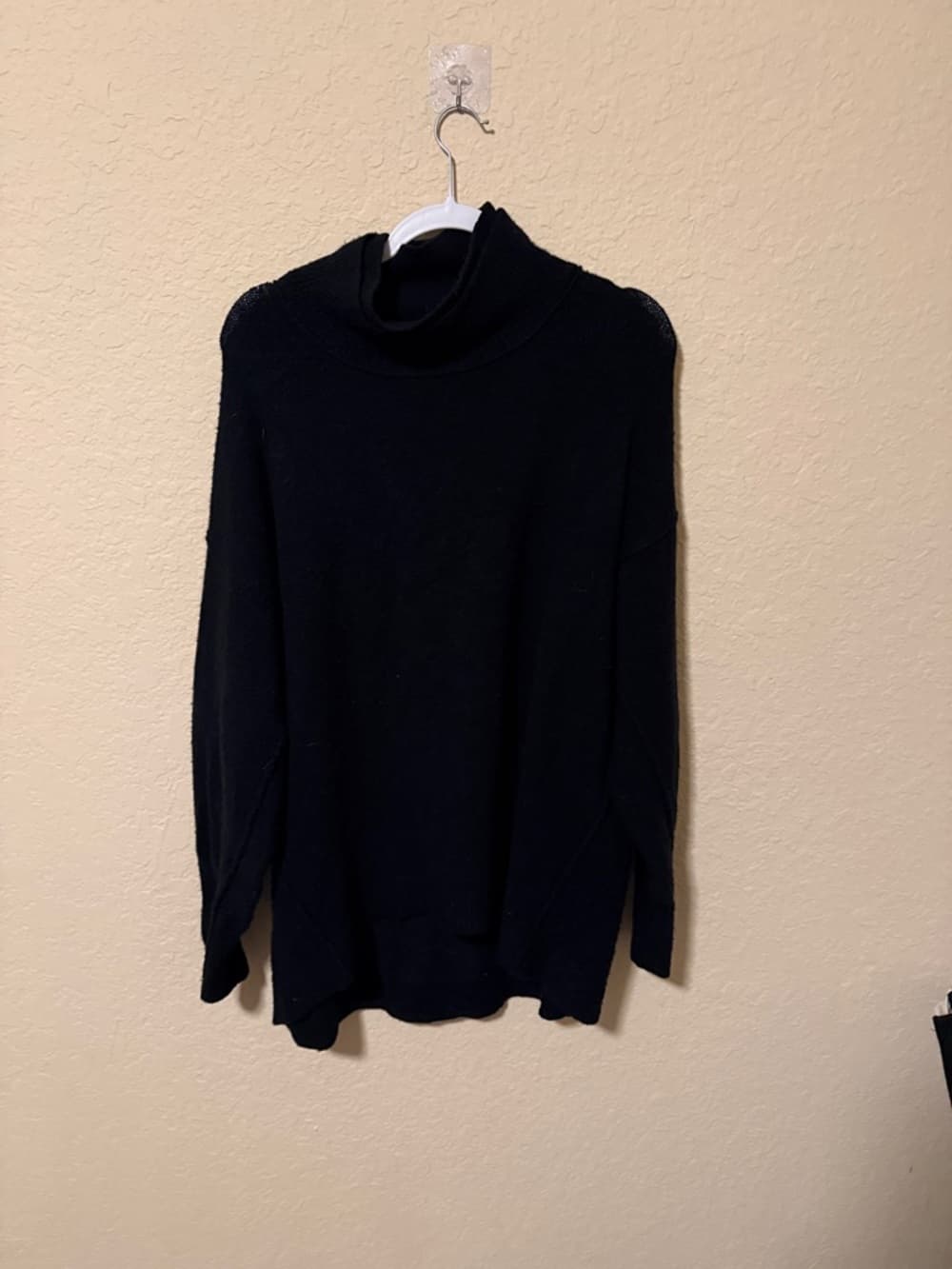 Free People Black mock neck Knit Sweater oversized xs - Thumbnail 3