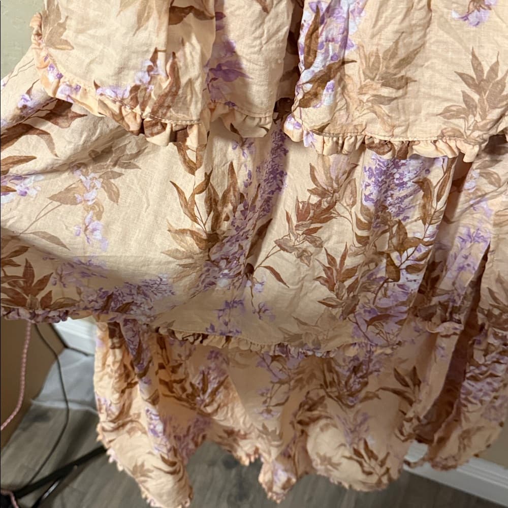 House of Harlow 1960 Floral Tiered Midi Dress in Cream and Purple medium - Thumbnail 4