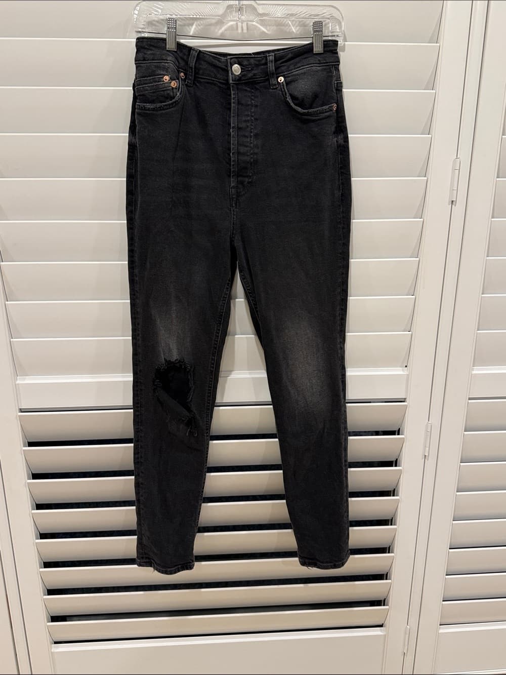Free People High-Waist Button-Fly Jeans in Washed Black - Thumbnail 4