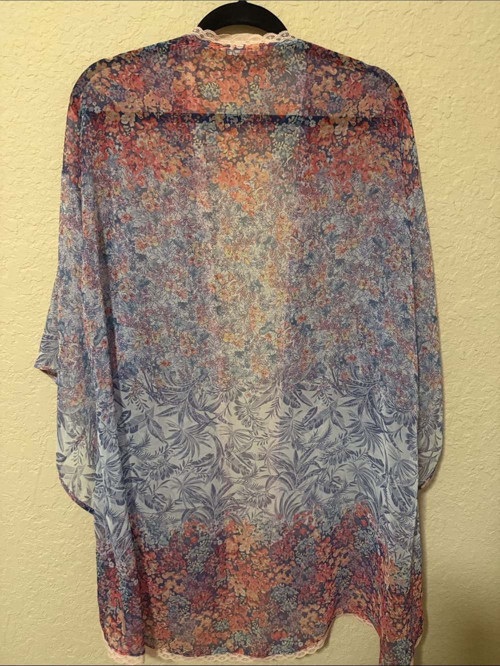 Victoria's Secret Sheer Floral Kimono in Blue and Pink 24" p2p 36 in length - Thumbnail 2
