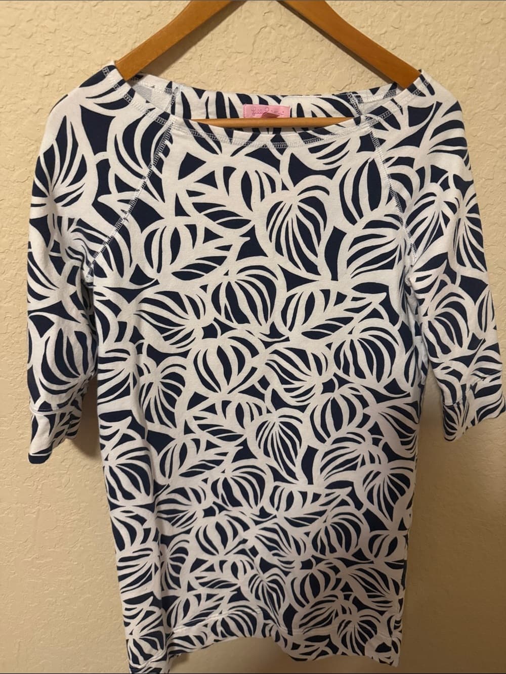 Lilly Pulitzer Navy & White Leaf-Print Shift Dress small stretch