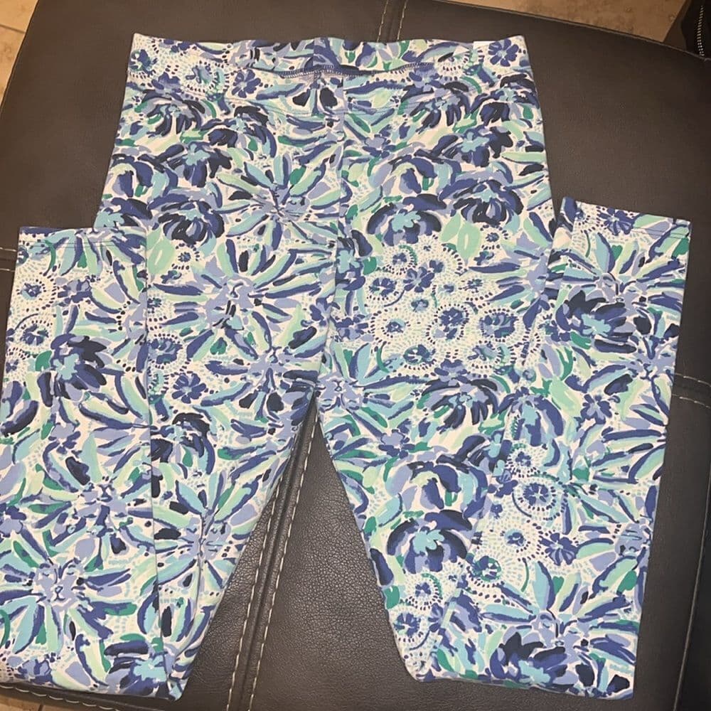 Lilly Pulitzer girls leggings size xl - Thumbnail 2