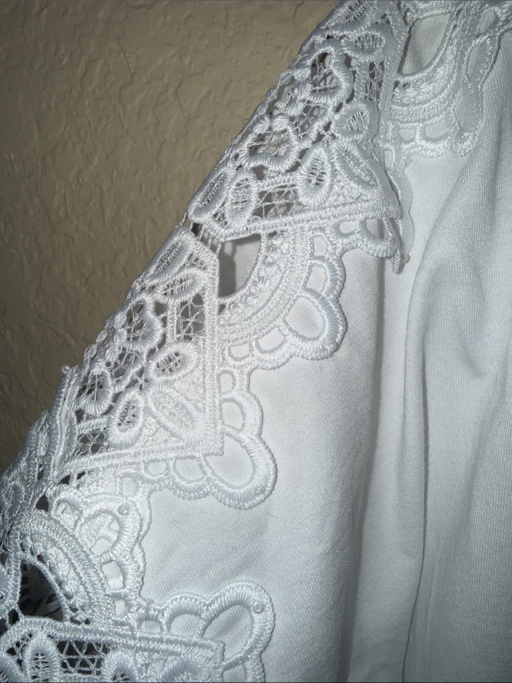 Soft Surroundings Women's White Lace Sleeve Knit Top oversized small