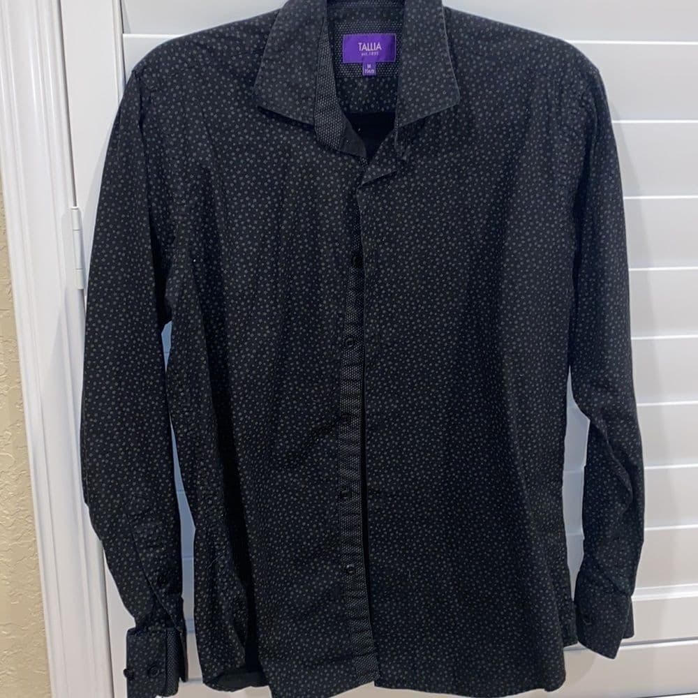Tallia mens dress shirt size medium/15 1/2