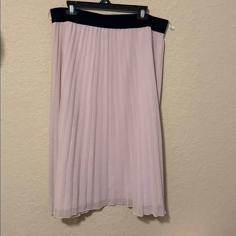 DKNY Light Pink A-Line Skirt XL