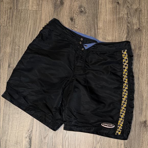 VINTAGE Patagonia Black Swim Board Shorts with Yellow Accent vintage size 38 - Thumbnail 4