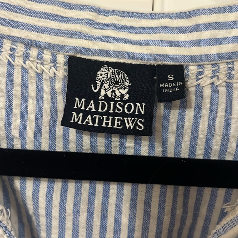 Madison Matthews Blue and White Embroidered Long Sleeve Dress size small