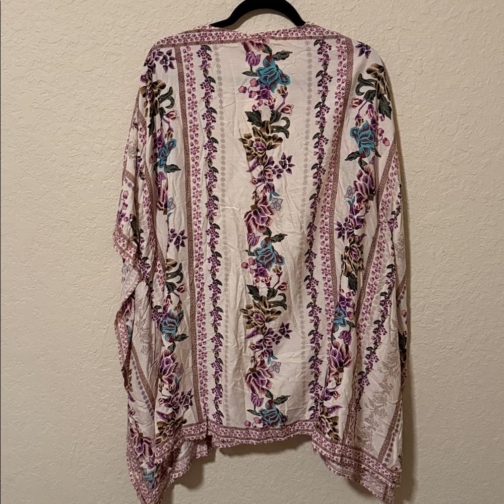 Floral Boho Kimono Cardigan in Blush and Purple nwt - Thumbnail 2