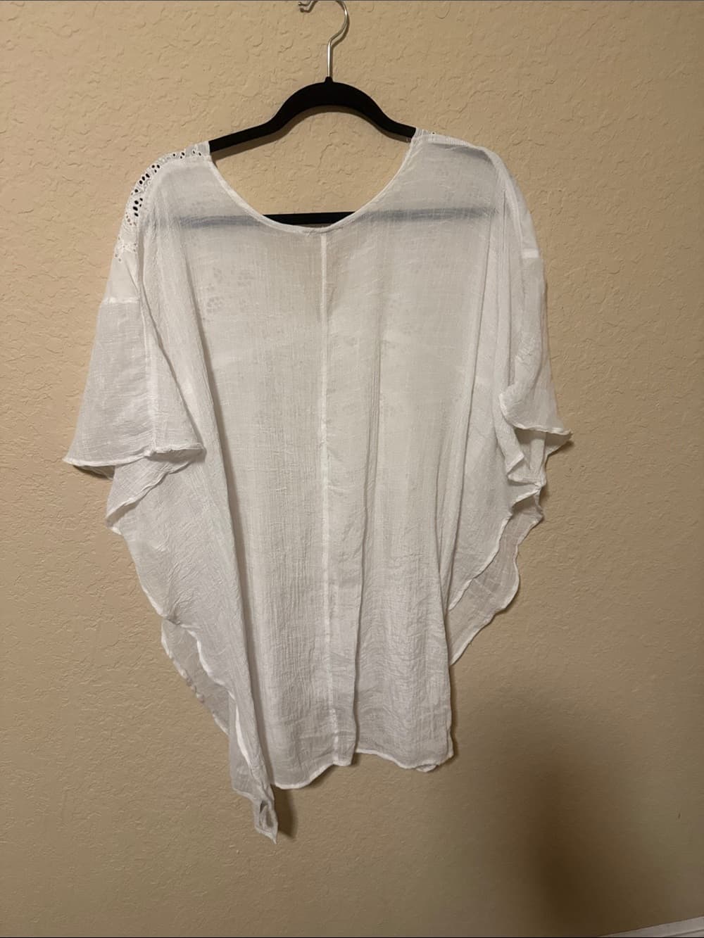 Umgee usa White Eyelet Crochet Boho Tunic Top - Thumbnail 2