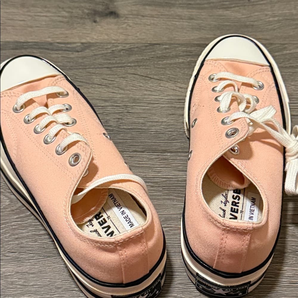 Converse Women’s Peach Canvas Low-Top Sneakers - Thumbnail 3