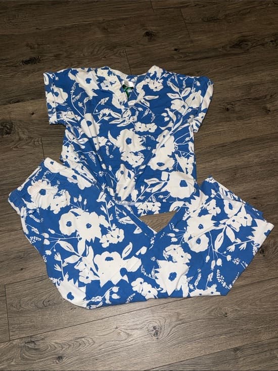 Blue & White Floral Two-Piece Lounge Set - Thumbnail 5