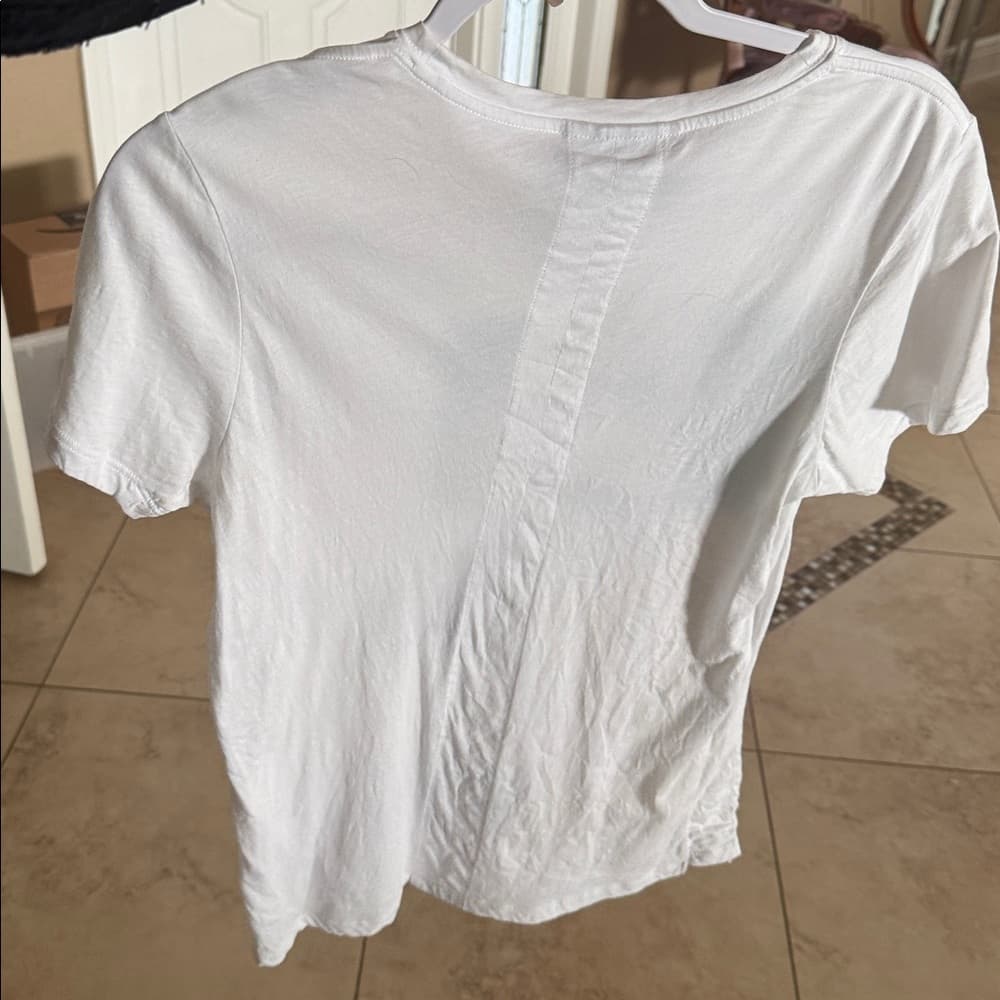 Les Benjamins Men's Graphic White T-Shirt with Red Accent size xs - Thumbnail 3