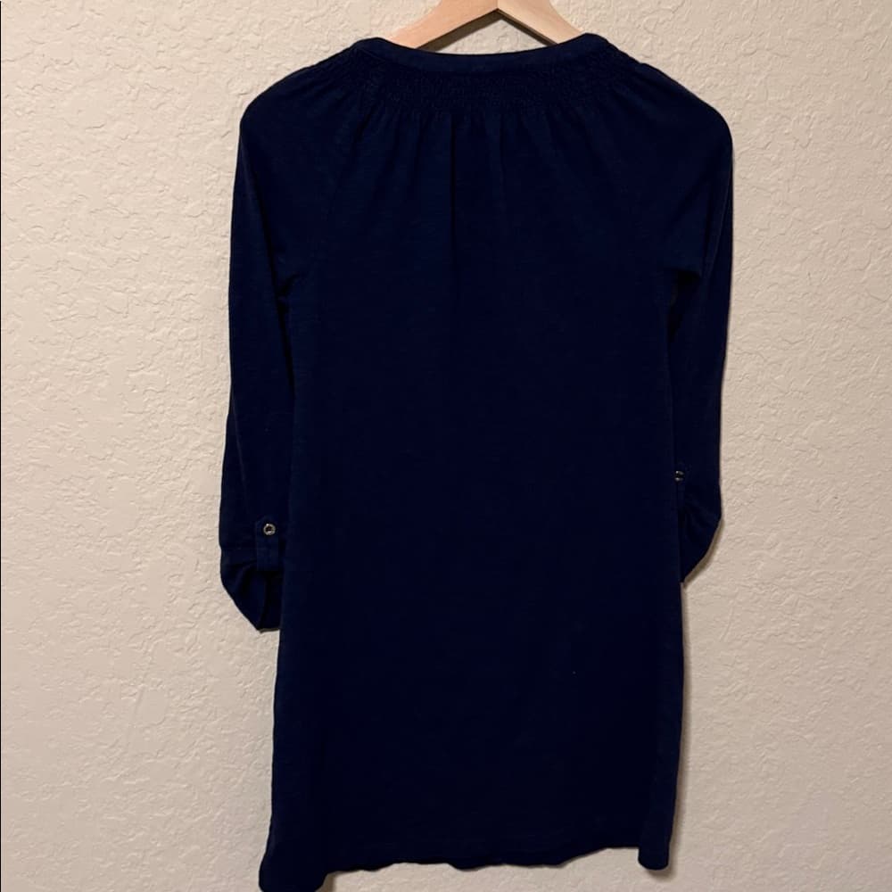 Lilly Pulitzer Navy Henley Tunic dress with Smocked Yoke xxs - Thumbnail 2