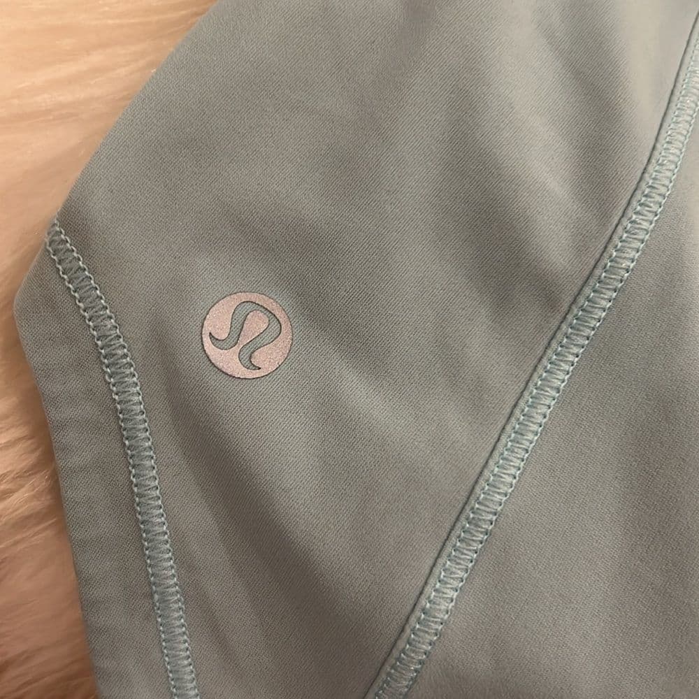 Lululemon Athletica tank size 2 - Thumbnail 2