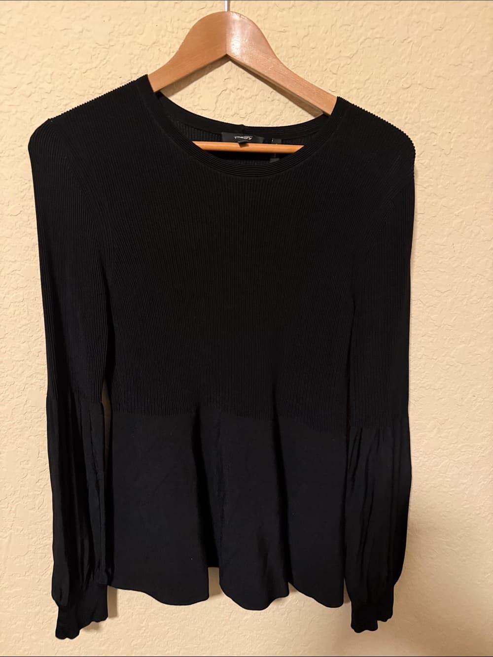 Theory Black Long-Sleeve Textured Peplum Top - Thumbnail 3