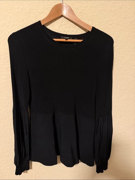 Theory Black Long-Sleeve Textured Peplum Top - Thumbnail 4