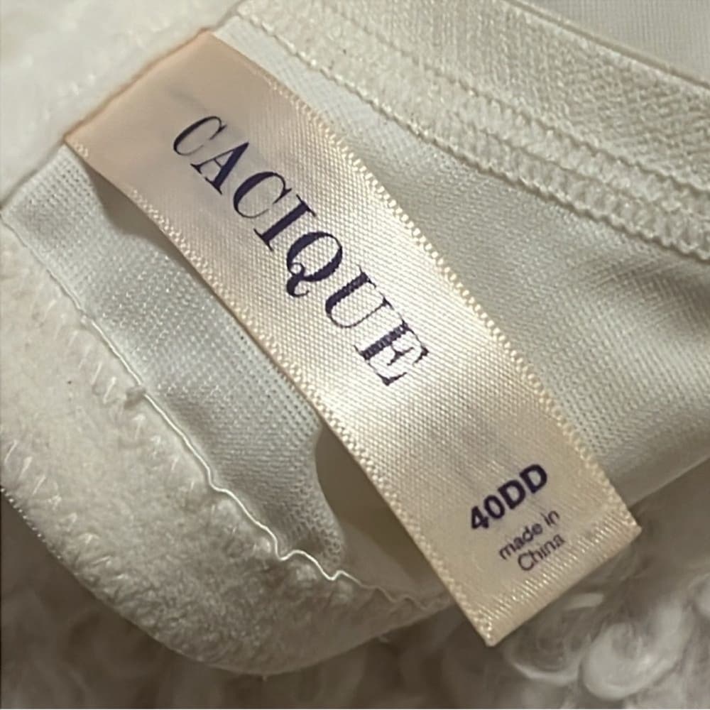 Cacique Lace Trimmed Bra in Cream and Tan 40DD - Thumbnail 2