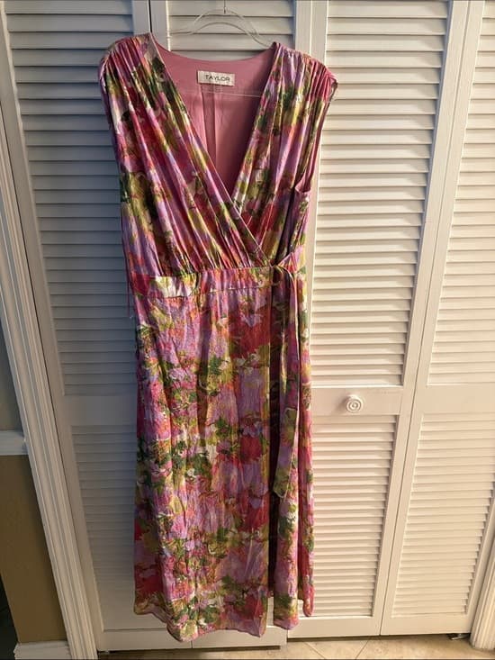 Taylor Pink & Green Floral Wrap Dress 14w - Thumbnail 4