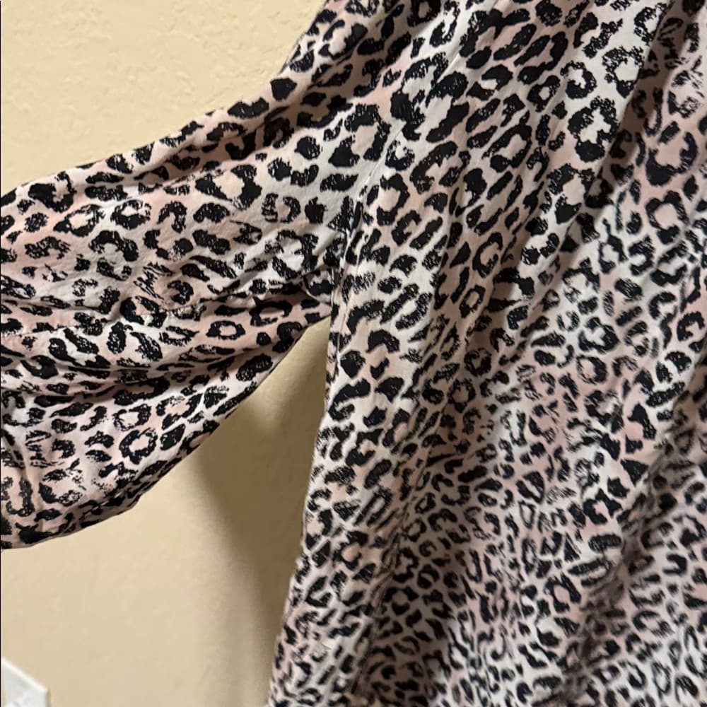 Cynthia Rowley Women’s Pink Leopard Print Blouse 3x - Thumbnail 2
