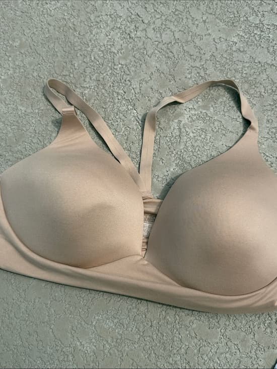 Victoria's Secret Seamless Beige T-Shirt Bra 36DD - Thumbnail 4